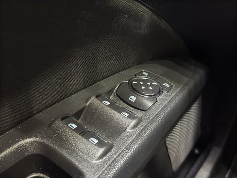 Used 2019 Ford Fusion SE image 29