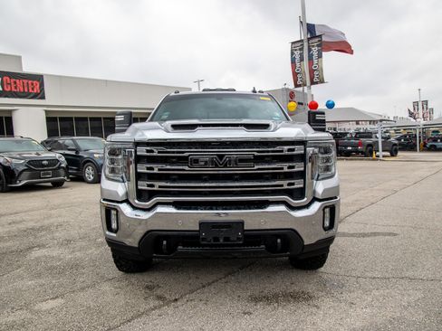 Used 2020 GMC Sierra 2500 SLE w/ SLE Value Package; image 4
