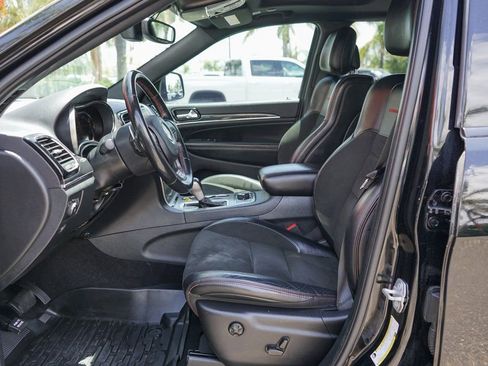 Used 2020 Jeep Grand Cherokee Trailhawk image 16