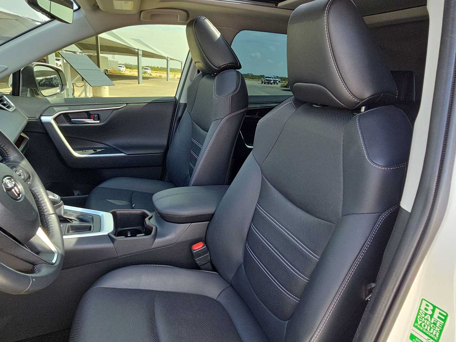 Certified 2022 Toyota RAV4 Limited FWD image 15