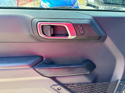 Used 2025 Ford Bronco Big Bend image 18