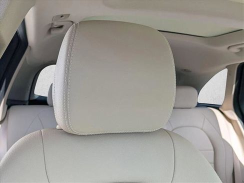 Used 2017 Mercedes-Benz GLC 300 image 16