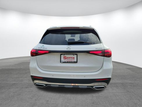 Used 2024 Mercedes-Benz GLC 300 4MATIC image 27