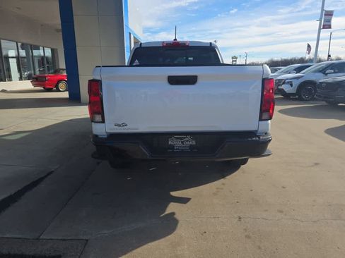 Used 2024 Chevrolet Colorado W/T w/ Safety Package image 7