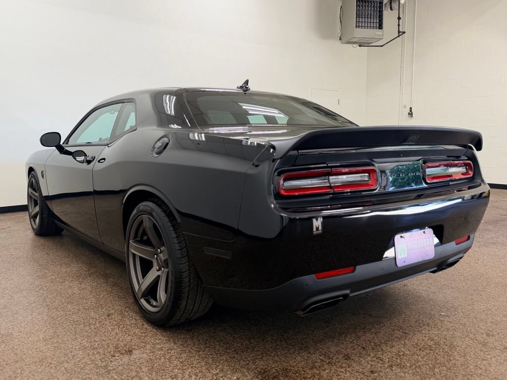 Used 2022 Dodge Challenger SRT Hellcat w/ Plus Package RWD image 3