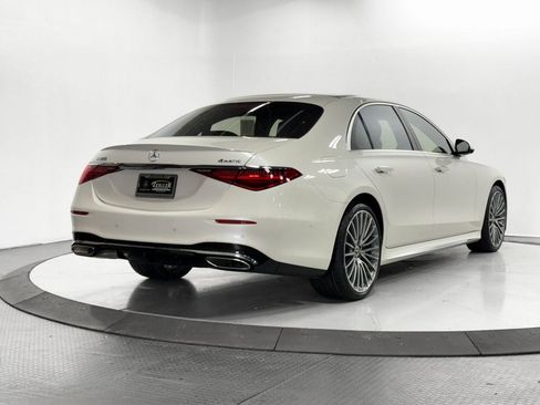 Used 2023 Mercedes-Benz S 500 4MATIC w/ AMG Line image 37