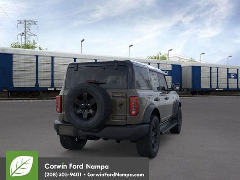 New 2025 Ford Bronco Outer Banks image 8