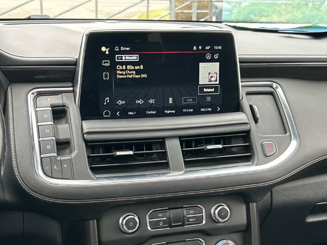 Used 2022 GMC Yukon XL AT4 w/ Technology Package AWD/4WD image 17