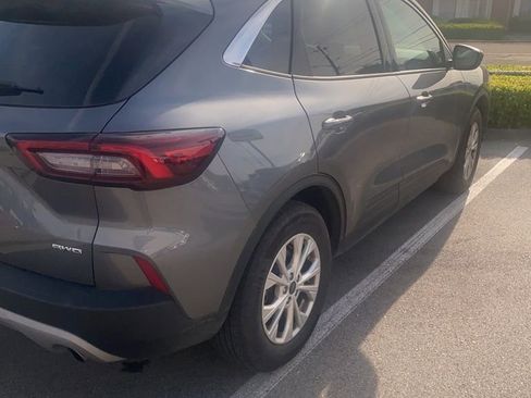 Used 2024 Ford Escape Active image 3