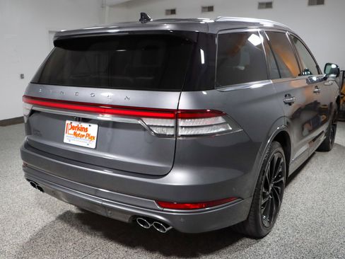 Used 2021 Lincoln Aviator Reserve w/ Equipment Group 208A AWD/4WD image 7