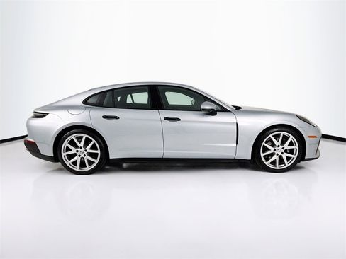 New 2025 Porsche Panamera 4 image 8