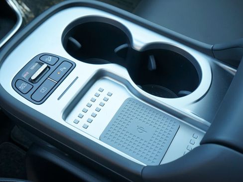 New 2026 Hyundai Ioniq 9 SEL image 11