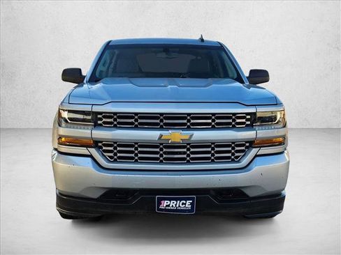 Used 2018 Chevrolet Silverado 1500 Custom w/ Custom Value Package AWD/4WD image 2