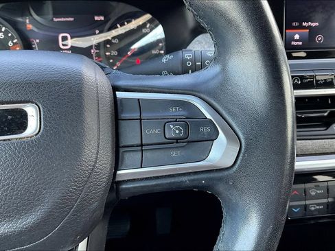 Used 2022 Jeep Compass Latitude w/ Convenience Group FWD image 11