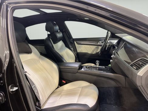 Used 2018 Genesis G80 3.3T Sport RWD image 17