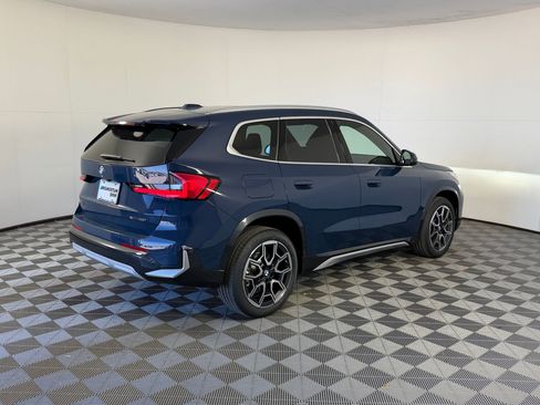 Used 2026 BMW X1 xDrive28i w/ Technology Package AWD/4WD image 9