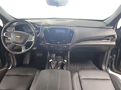Used 2023 Chevrolet Traverse LT w/ LT Premium Package AWD/4WD image 11