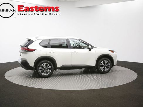 Used 2022 Nissan Rogue SV w/ SV Premium Package image 87