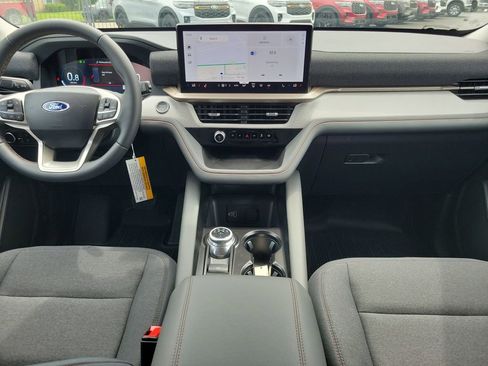 New 2026 Ford Explorer Active AWD/4WD image 11
