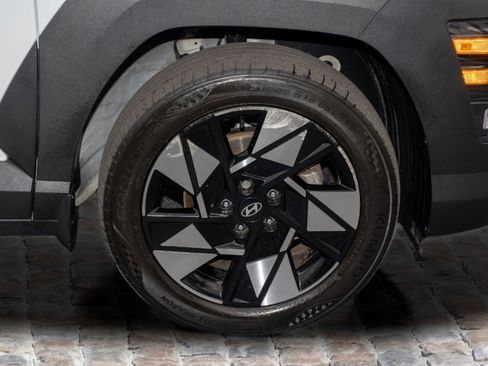 Used 2025 Hyundai Kona SEL image 40