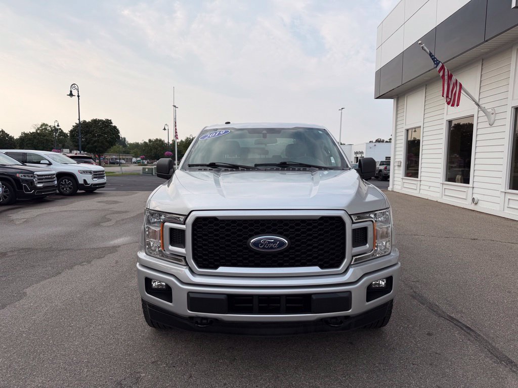 Used 2019 Ford F150 XL w/ Equipment Group 101A Mid AWD/4WD image 2