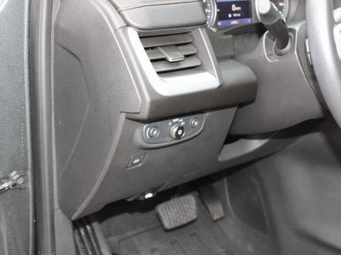 Used 2021 GMC Terrain SLT w/ Elevation Edition image 23