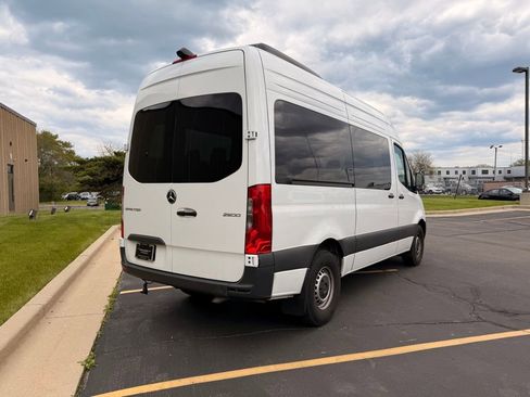 Used 2024 Mercedes-Benz Sprinter 2500 image 10