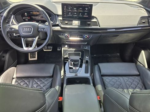 Used 2023 Audi SQ5 Prestige w/ Prestige Package AWD/4WD image 12
