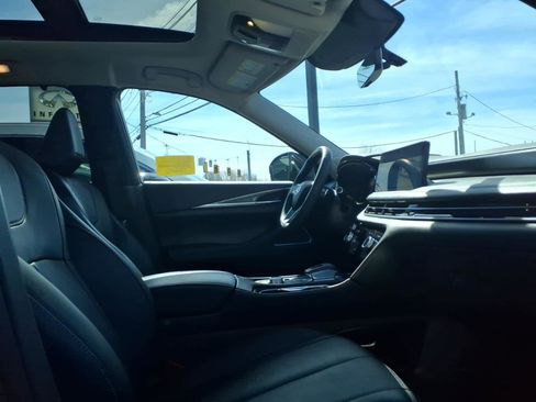 Certified 2023 INFINITI QX60 Luxe w/ Performance Audio Package image 19