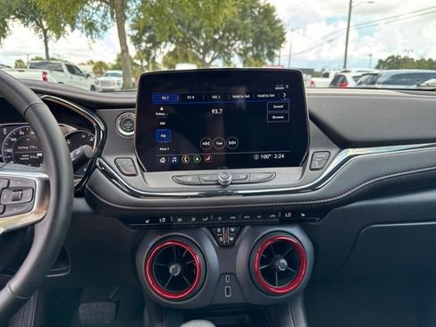 Used 2025 Chevrolet Blazer RS FWD image 25