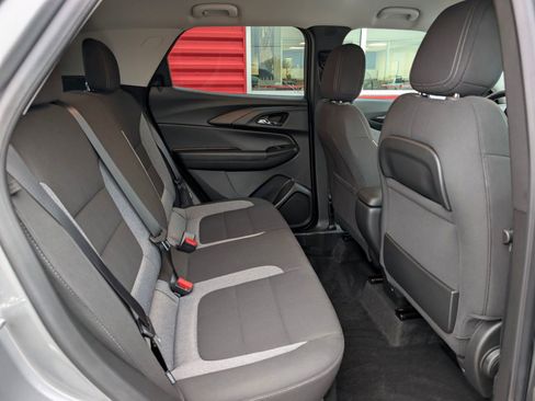 Used 2024 Chevrolet TrailBlazer LT w/ LT Cold Weather Package image 26