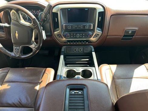 Used 2017 Chevrolet Silverado 2500 High Country AWD/4WD image 23
