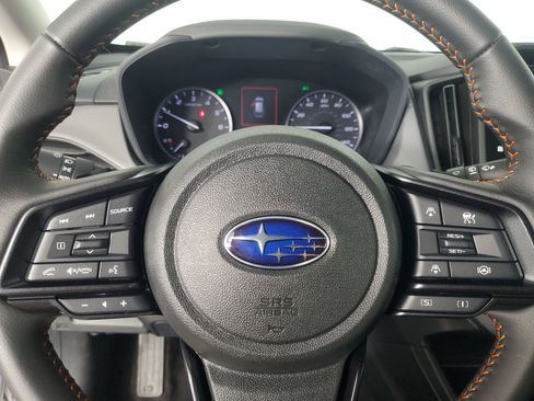 Used 2025 Subaru Crosstrek 2.5i Limited w/ Crosstrek Mirror Package image 24