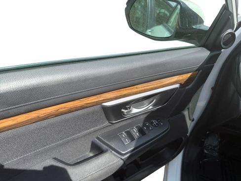 Used 2018 Honda CR-V EX image 10