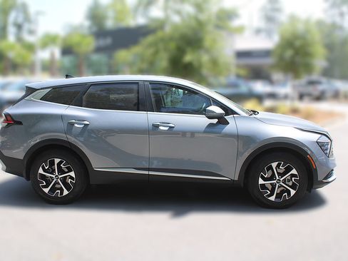 Certified 2024 Kia Sportage EX FWD image 13