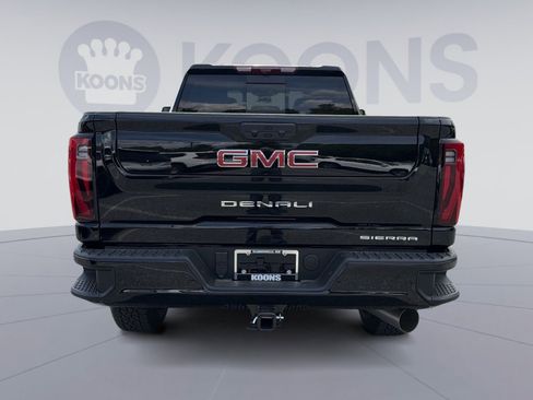 New 2026 GMC Sierra 2500 Denali w/ Technology Package AWD/4WD image 4