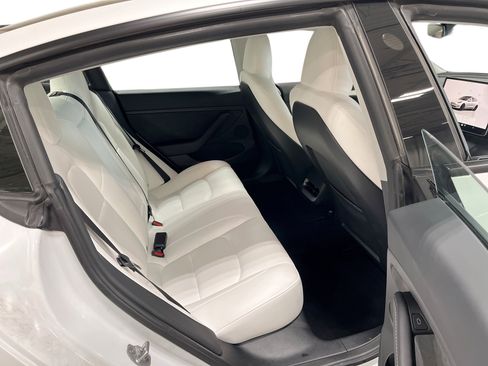 Certified 2023 Tesla Model 3 Performance AWD/4WD image 11