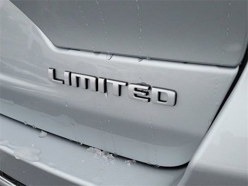 New 2025 Jeep Grand Cherokee Limited w/ Trailer Tow Package image 6