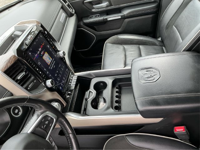 Used 2020 RAM 1500 Laramie AWD/4WD image 24