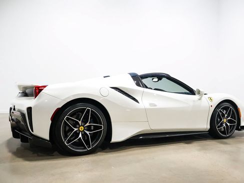 Used 2020 Ferrari 488 Pista Spider RWD image 74