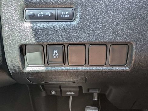 Used 2018 Nissan Murano S w/ Cargo Package FWD image 24
