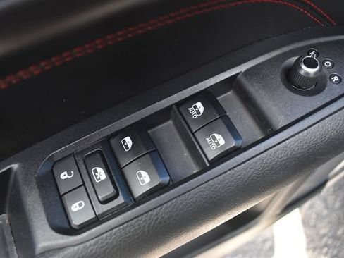 Used 2024 Jeep Compass Trailhawk AWD/4WD image 21