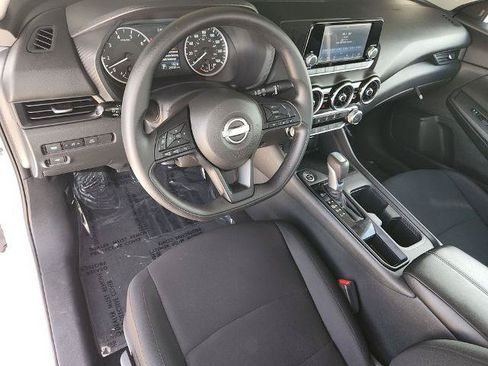 Certified 2025 Nissan Sentra S FWD image 12