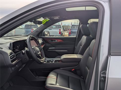 Used 2024 Chevrolet Traverse RS w/ LPO, Floor Liner Package image 18