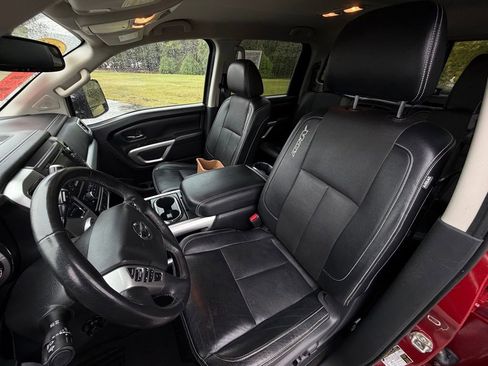Certified 2019 Nissan Titan PRO-4X w/ Pro-4x Convenience Package image 11