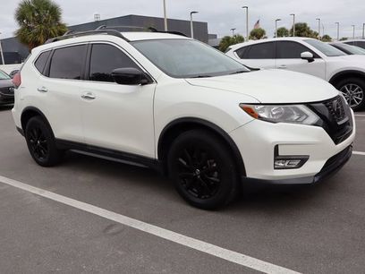 Used 2018 Nissan Rogue SV