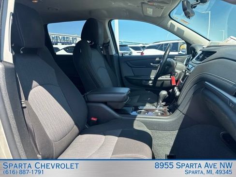 Used 2017 Chevrolet Traverse LT AWD/4WD image 29