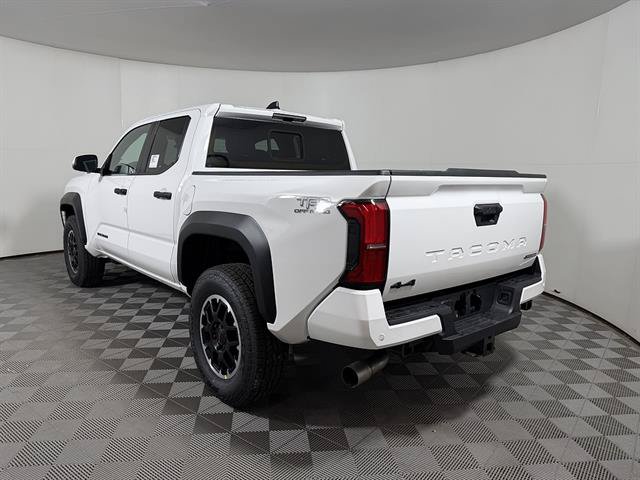 New 2026 Toyota Tacoma TRD Off-Road w/ TRD Off Road Upgrade Package AWD/4WD image 5