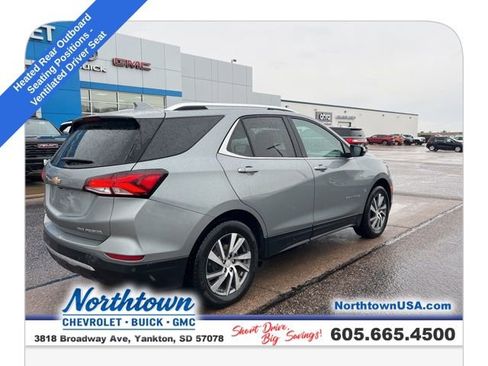 Used 2024 Chevrolet Equinox Premier AWD/4WD image 8
