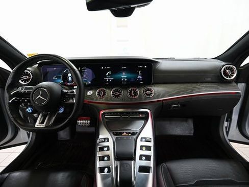 Used 2022 Mercedes-Benz AMG GT 43 image 2